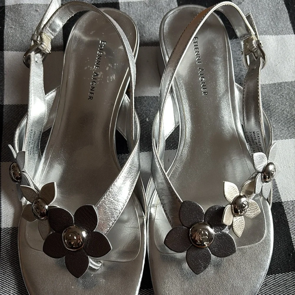 Silver Floral Women's Sandals - Picture 6 of 6